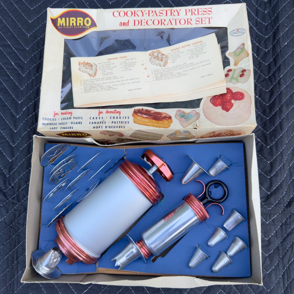 Vintage Mirro Aluminum Cooky Pastry Press Decorator Set Original Box Recipes